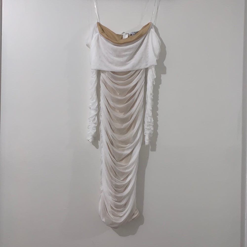 NWT Scrunched white dress